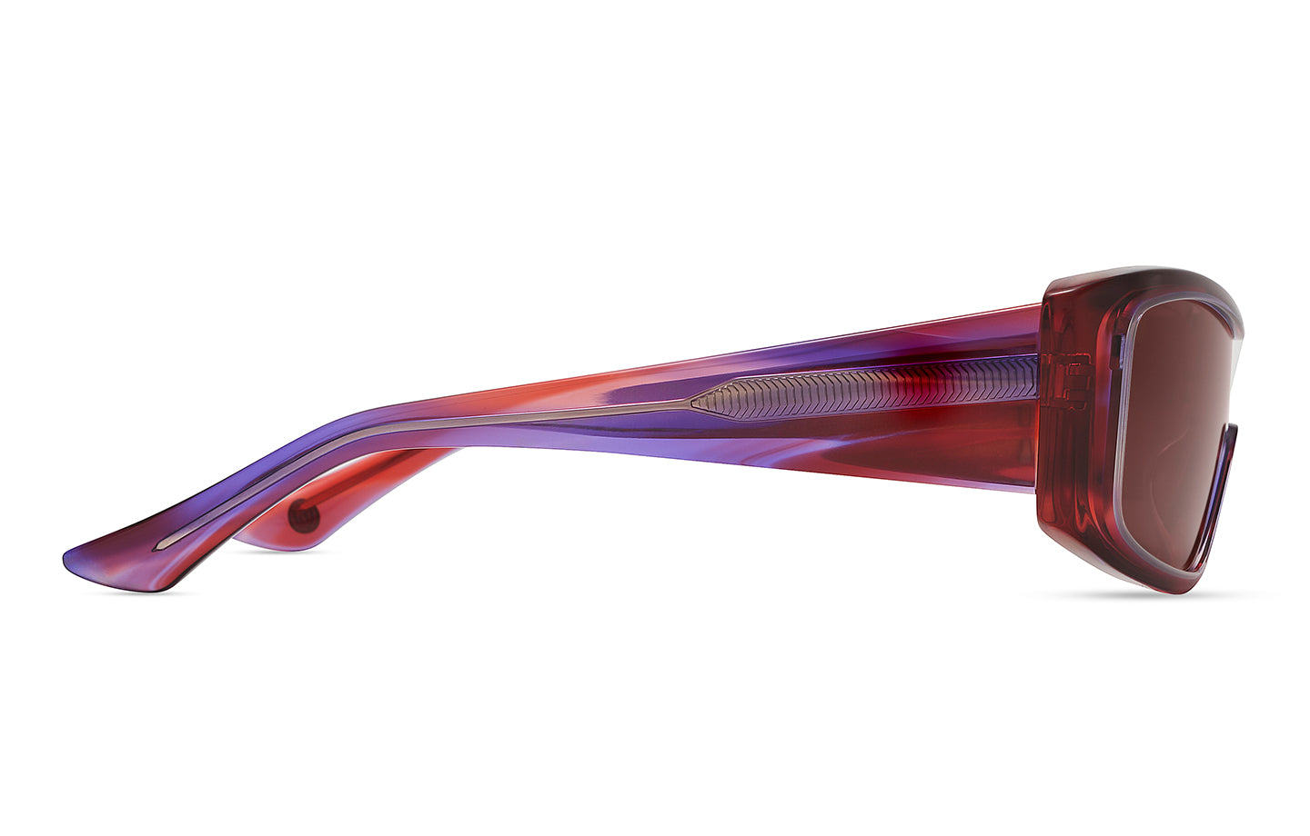 Dreamy Red Swirl (61750) / N/A | 2
