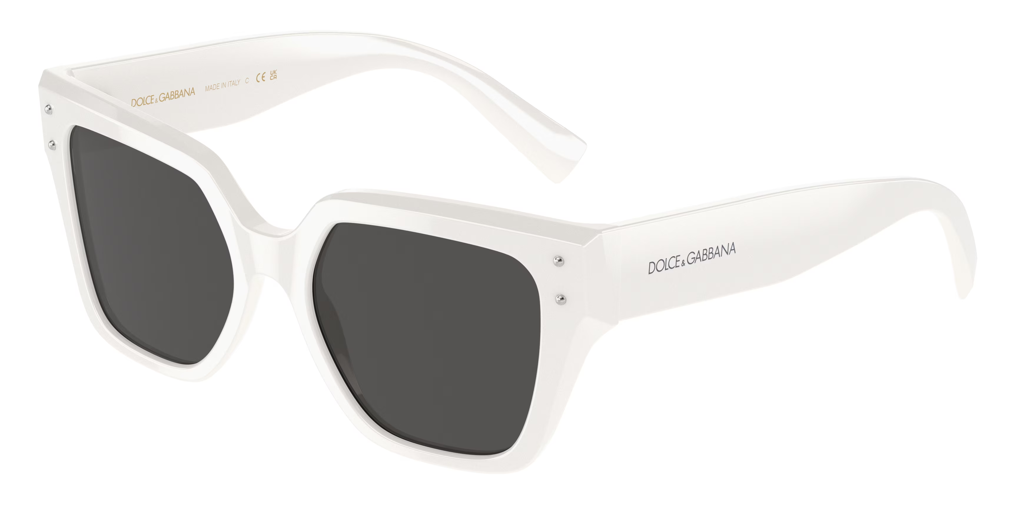 White (331287) / 52