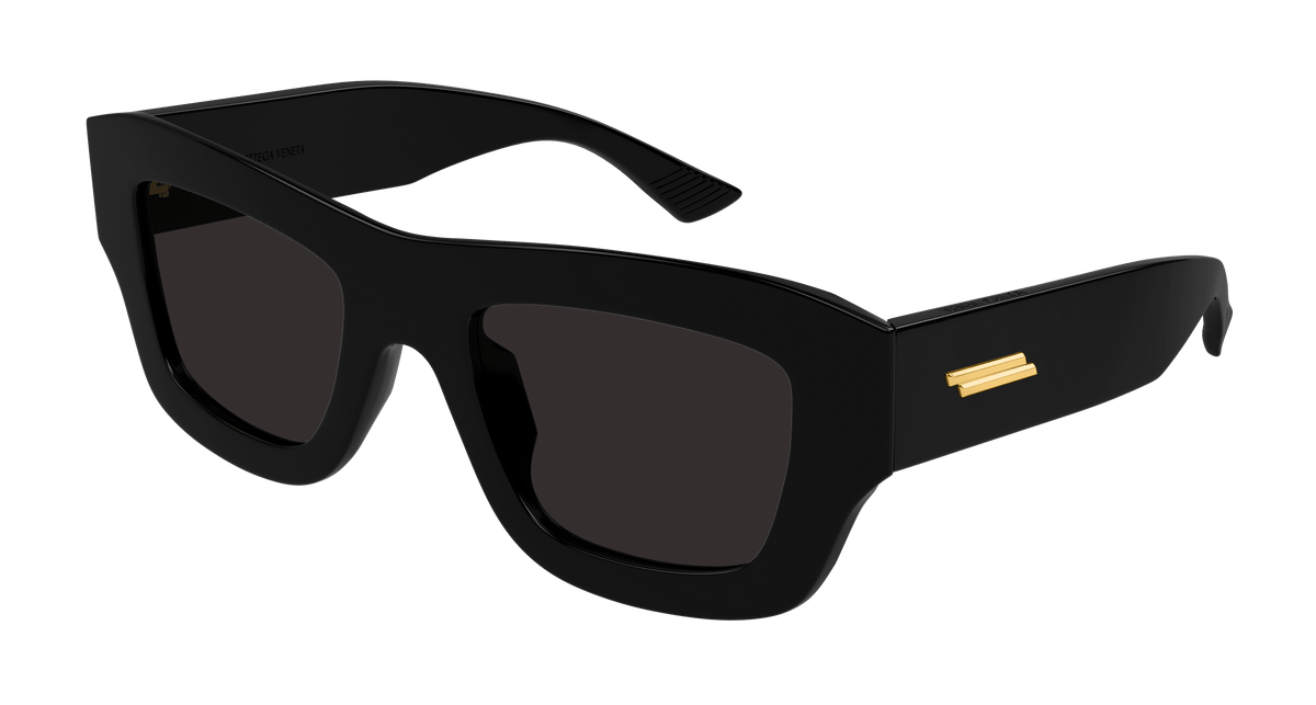 Black (001) / 50