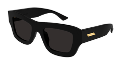 Black (001)
