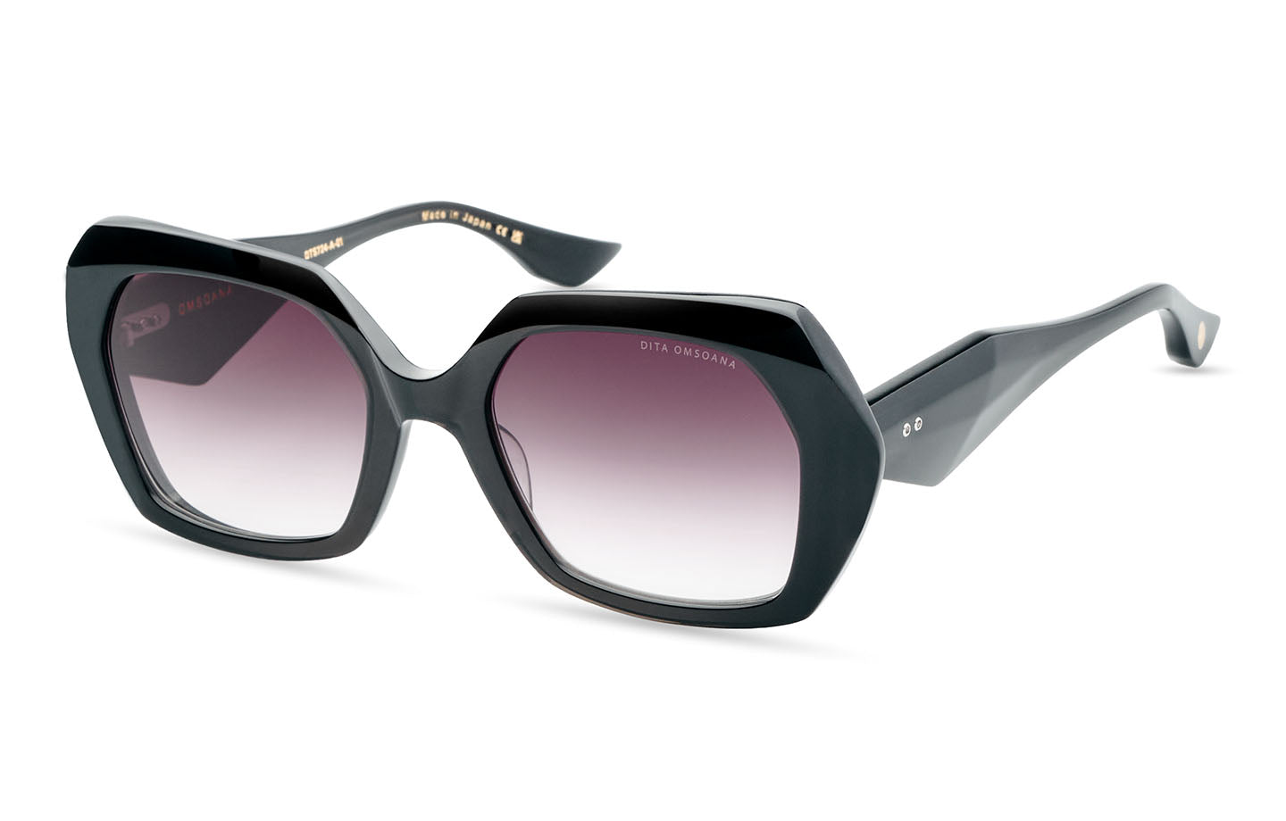 Black Glass (59327) / 57 | 1