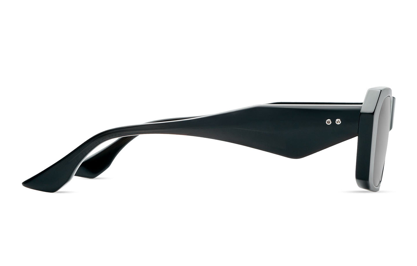 Black Glass (59330) / 57 | 2
